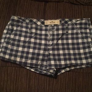 Hollister plaid shorts